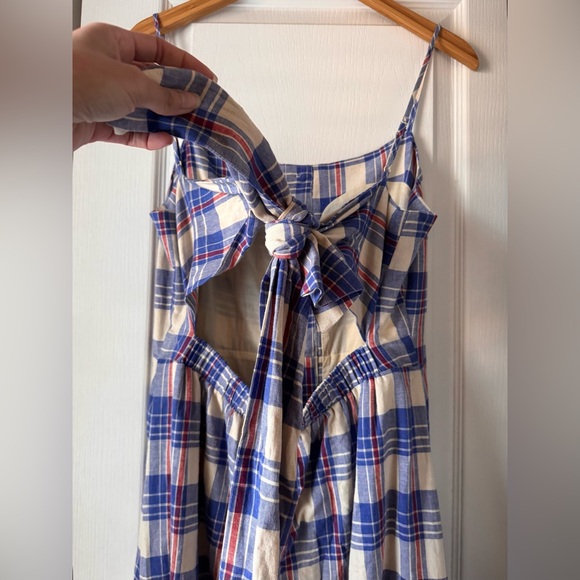 NWT Gap Linen-Blend Tie-Back Mini Dress
Red Blue Plaid Size Large - Picture 6 of 9